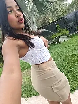 Snapshot of Mariangel_11 chatting on 10, 11, 2025 Mariangel 11 online show from 10, 11, 2025