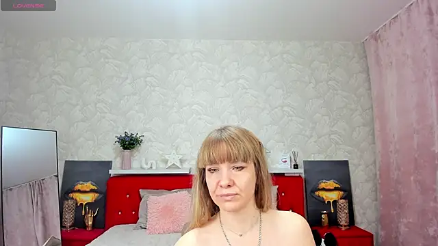 Snapshot of KattyPeachX chatting on 9, 1, 2026 KattyPeachX online show from 9, 1, 2026