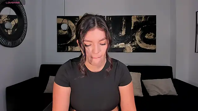 ValeriaRoldanX online show from 1, 6, 2026