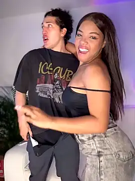 Snapshot of tiana_nave chatting on 17, 9, 2025 tiana nave online show from 17, 9, 2025