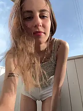 HellPeach online show from 15, 3, 2025