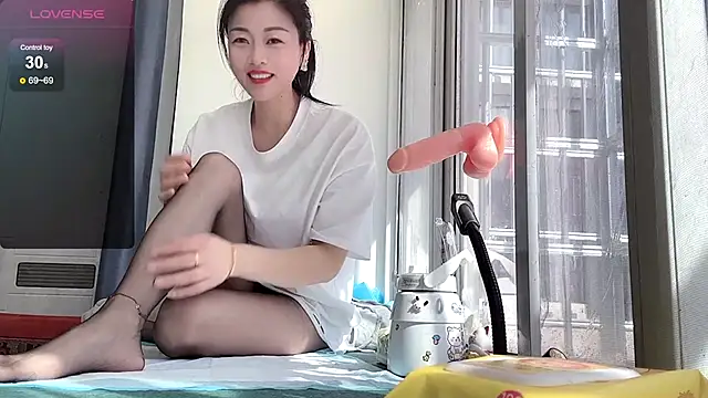 QianF-666 online show from 10, 2, 2025