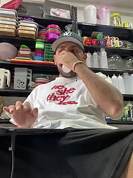 JuanZapata33 online show from 21, 1, 2025