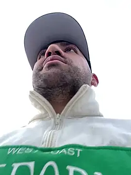 JuanZapata33 online show from 21, 2, 2025