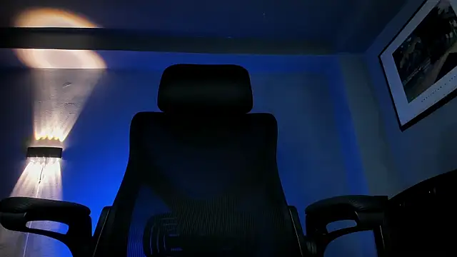 Travistanner 28 online show from 21, 5, 2026