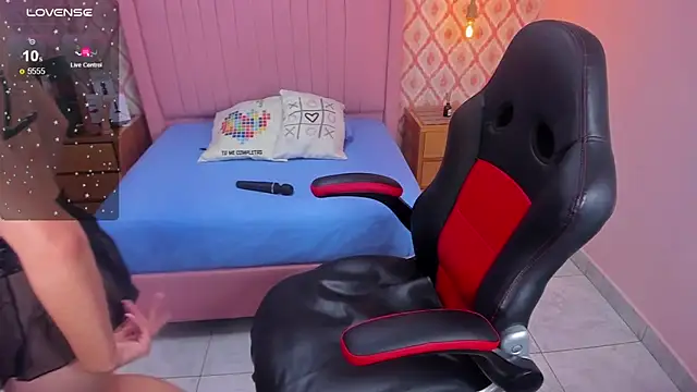 Snapshot of alysonJackson chatting on 13, 1, 2025 alysonJackson online show from 13, 1, 2025