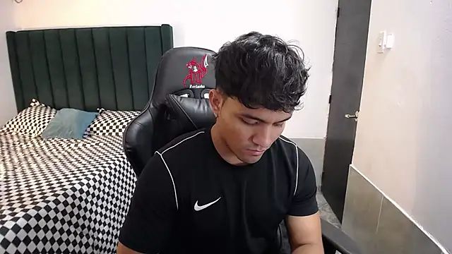 man dur07 online show from 24, 10, 2025