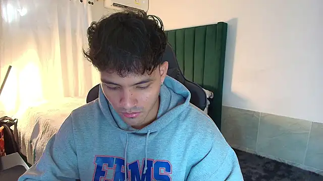 man dur07 online show from 27, 11, 2025