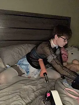 Snapshot of YourFavTwinkie chatting on 1, 2, 2025 YourFavTwinkie online show from 1, 2, 2025