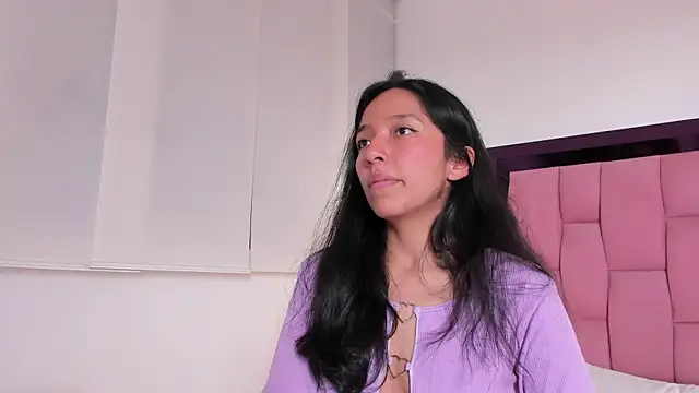 Snapshot of Valery_wang chatting on 5, 12, 2024 Valery wang online show from 5, 12, 2024