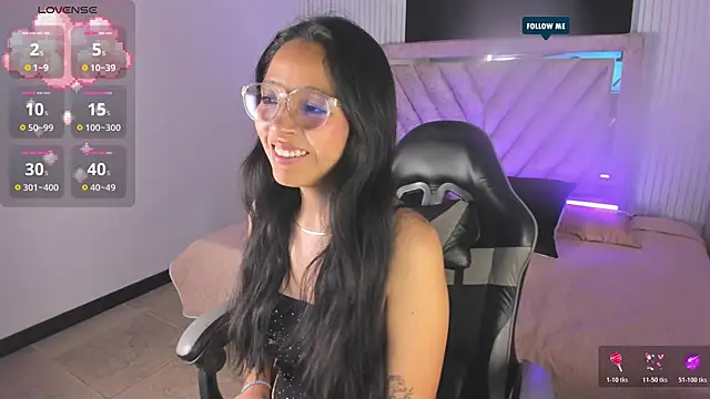 Valery wang online show from 26, 11, 2025