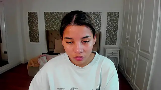 Snapshot of Mayaa_ross chatting on 25, 9, 2025 Mayaa ross online show from 25, 9, 2025