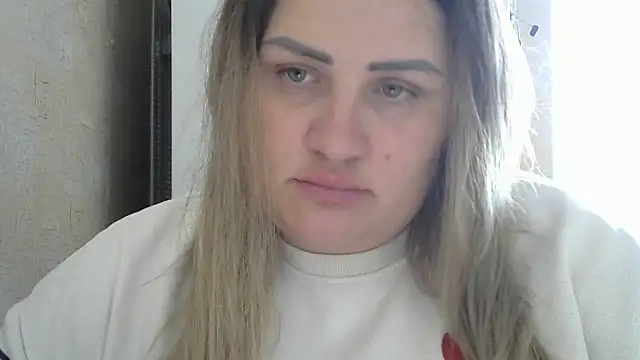 Snapshot of Honeydew-Waves chatting on 16, 10, 2025 Honeydew-Waves online show from 16, 10, 2025