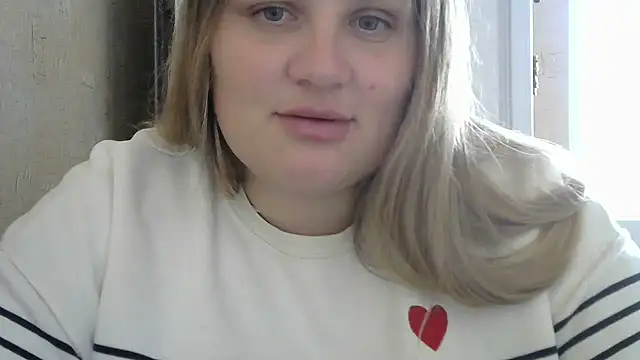 Snapshot of Honeydew-Waves chatting on 27, 10, 2025 Honeydew-Waves online show from 27, 10, 2025