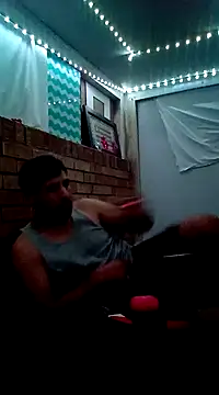 Snapshot of christphor chatting on 5, 12, 2024 christphor online show from 5, 12, 2024