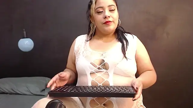 Snapshot of brendamaz chatting on 21, 2, 2025 brendamaz online show from 21, 2, 2025