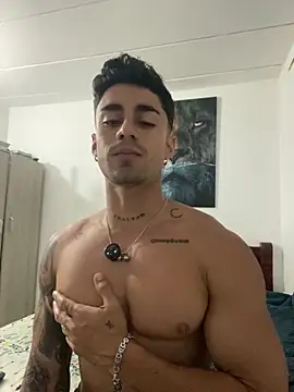 Snapshot of Danifornari chatting on 1, 11, 2025 Danifornari online show from 1, 11, 2025