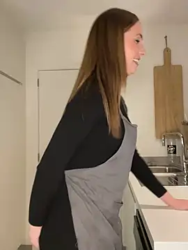 lola tentatiion online show from 12, 3, 2025