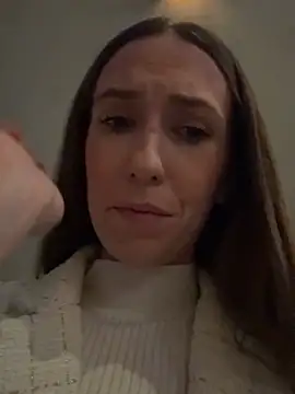 lola tentatiion online show from 7, 3, 2026