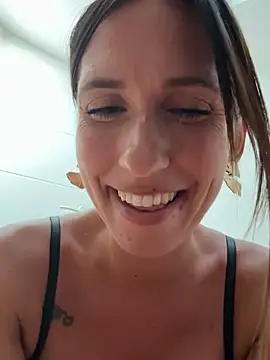 Snapshot of lola_tentatiion chatting on 16, 7, 2026 lola tentatiion online show from 16, 7, 2026