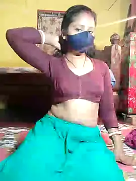 Snapshot of indiancouple09 chatting on 4, 2, 2025 indiancouple09 online show from 4, 2, 2025