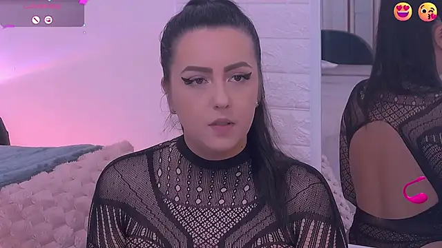 Ariel  Blossom online show from 10, 9, 2025