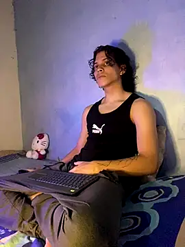 lax777  online show from 10, 10, 2025