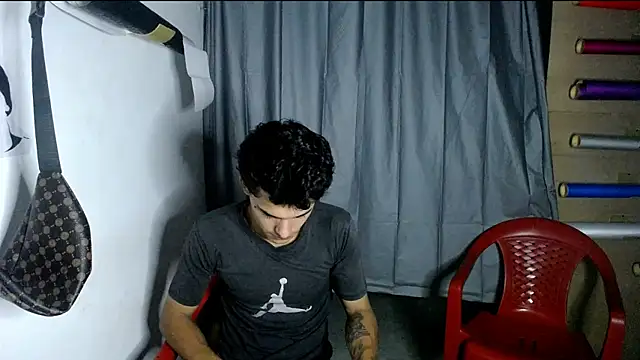 Snapshot of freddy_romas chatting on 26, 12, 2024 freddy romas online show from 26, 12, 2024