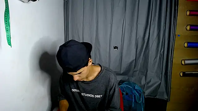 Snapshot of freddy_romas chatting on 3, 2, 2025 freddy romas online show from 3, 2, 2025