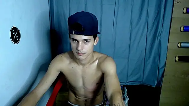 Snapshot of freddy_romas chatting on 9, 2, 2025 freddy romas online show from 9, 2, 2025