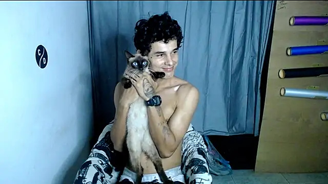 Snapshot of freddy_romas chatting on 1, 3, 2025 freddy romas online show from 1, 3, 2025