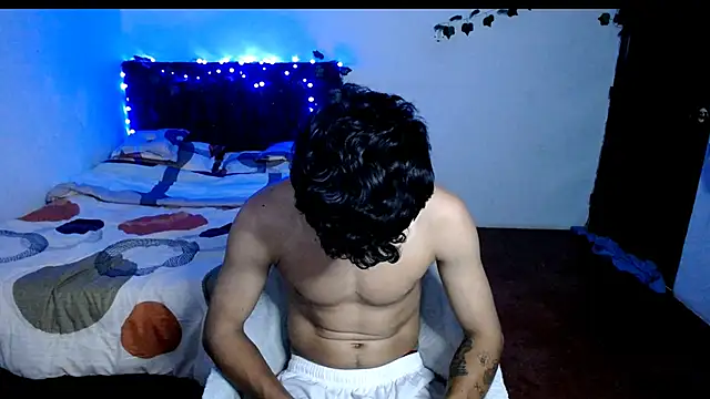 Snapshot of freddy_romas chatting on 12, 9, 2025 freddy romas online show from 12, 9, 2025