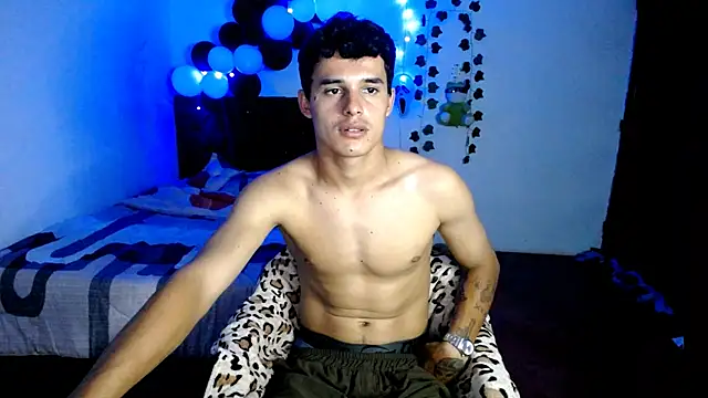 Snapshot of freddy_romas chatting on 19, 10, 2025 freddy romas online show from 19, 10, 2025