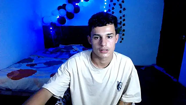 Snapshot of freddy_romas chatting on 11, 11, 2025 freddy romas online show from 11, 11, 2025