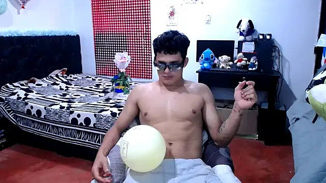 Snapshot of freddy_romas chatting on 16, 7, 2026 freddy romas online show from 16, 7, 2026