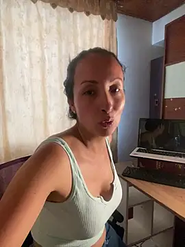 yaralyminjo2 online show from 9, 1, 2025