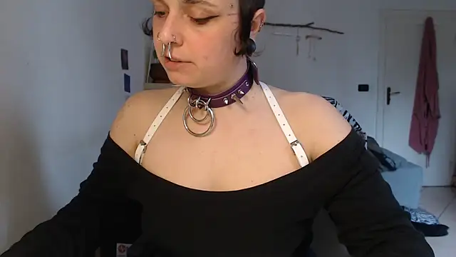 kinkyspirali online show from 12, 3, 2025