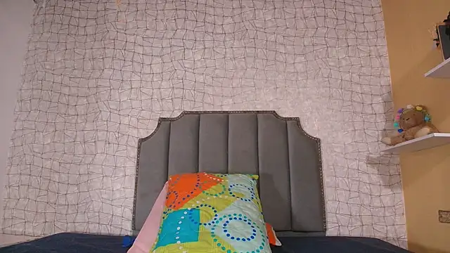 Snapshot of luce_williams chatting on 13, 11, 2025 luce williams online show from 13, 11, 2025