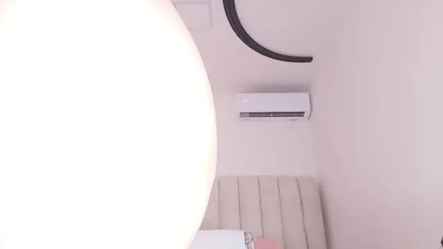 Snapshot of luce_williams chatting on 22, 11, 2025 luce williams online show from 22, 11, 2025