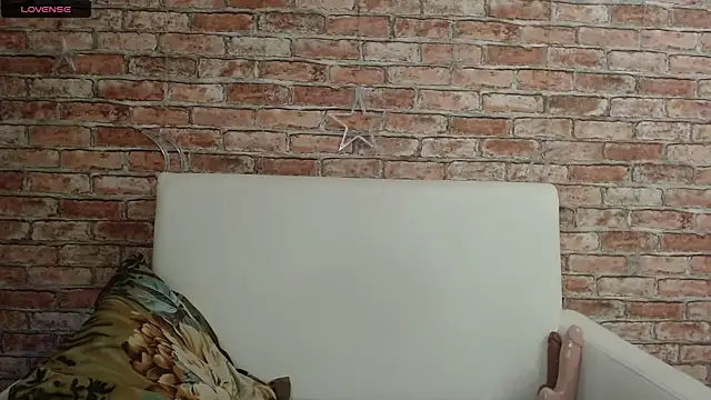 Stefania Star  online show from 1, 4, 2026