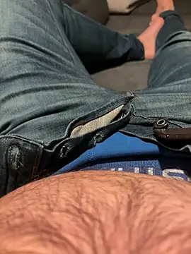 Snapshot of mrniceguy198 chatting on 20, 12, 2025 mrniceguy198 online show from 20, 12, 2025