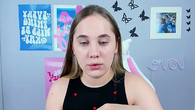 Snapshot of MiaMilas chatting on 6, 2, 2025 MiaMilas online show from 6, 2, 2025