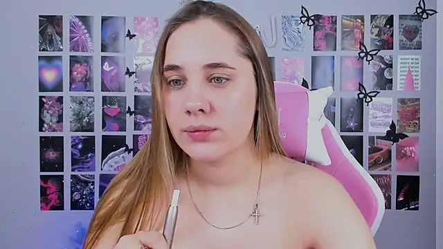 Snapshot of MiaMilas chatting on 7, 3, 2025 MiaMilas online show from 7, 3, 2025