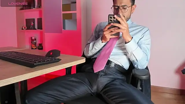 pablo-rincon95 online show from 18, 11, 2025