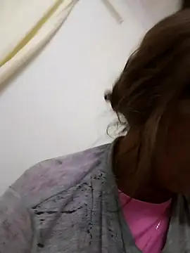 Snapshot of Aranza-Queen chatting on 10, 11, 2025 Aranza-Queen online show from 10, 11, 2025