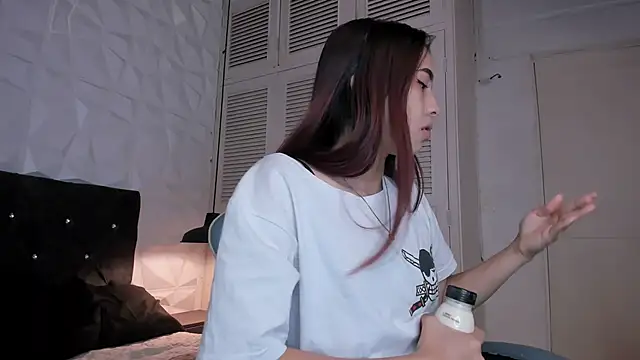 Emma dl2 online show from 7, 3, 2025