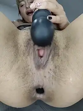 HottCandy21 online show from 19, 6, 2026