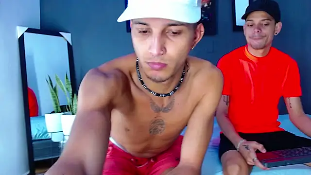 Friendsofeverything  online show from 23, 12, 2024