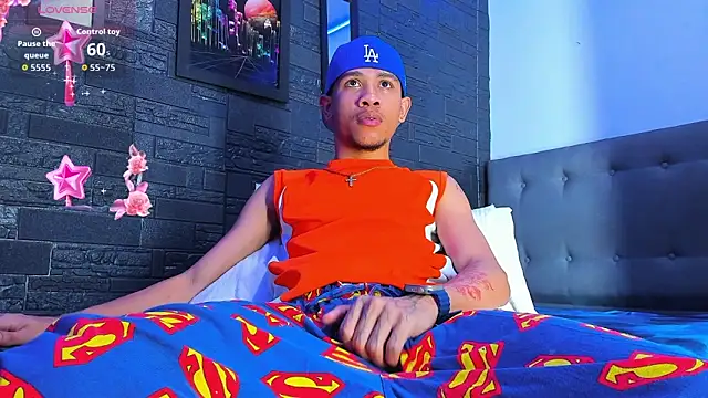 Snapshot of Romancartier_1 chatting on 13, 11, 2025 Romancartier 1 online show from 13, 11, 2025