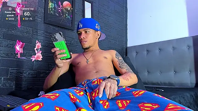 Snapshot of Romancartier_1 chatting on 14, 12, 2025 Romancartier 1 online show from 14, 12, 2025